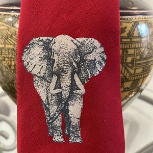 Vintage Italian made Kriziauomo Classic Red Neckwear beautiful Elephant design!